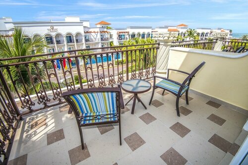 Wyndham Alltra Playa del Carmen Adults Only All Inclusive, Забронировать Курортный отель Плая-дель-Кармен Кинтана-Роо