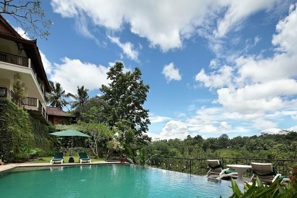 Puri Bunga Resort & Spa