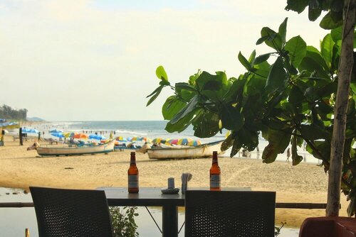This is it Beach Front Restobar, Varaa Hostelli Arambol 