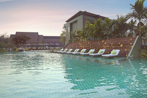 Mida Resort Kanchanaburi - SHA PLUS, Забронировать Курортный отель Бизнес-отели Канчанабури, 4* 5*