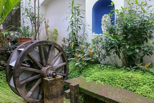 Hotel Villa Serena San Benito, Забронировать Отель Сан-Сальвадор San Salvador Department