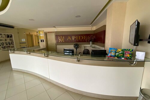 Apides Palace Hotel Ltda, Забронировать Отель Педро-Канарио Эспириту-Санту