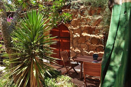 Mar d'Africa, Book Hotel Lampedusa hoteller med parkering, Parkering