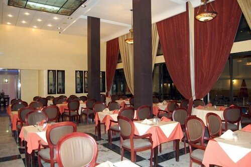 Hotel De La Corniche, Rezervovat Hotel Hotely v Doukkala-Abda s parkováním, Parkování