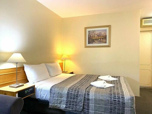 Gateway Motor Inn, Забронировать Мини-отель Наррандера Riverina