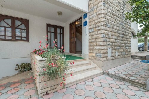 Apartments Vojin, Забронировать Апартаменты/квартира Отели в центре Округ-Горнджи, в центре