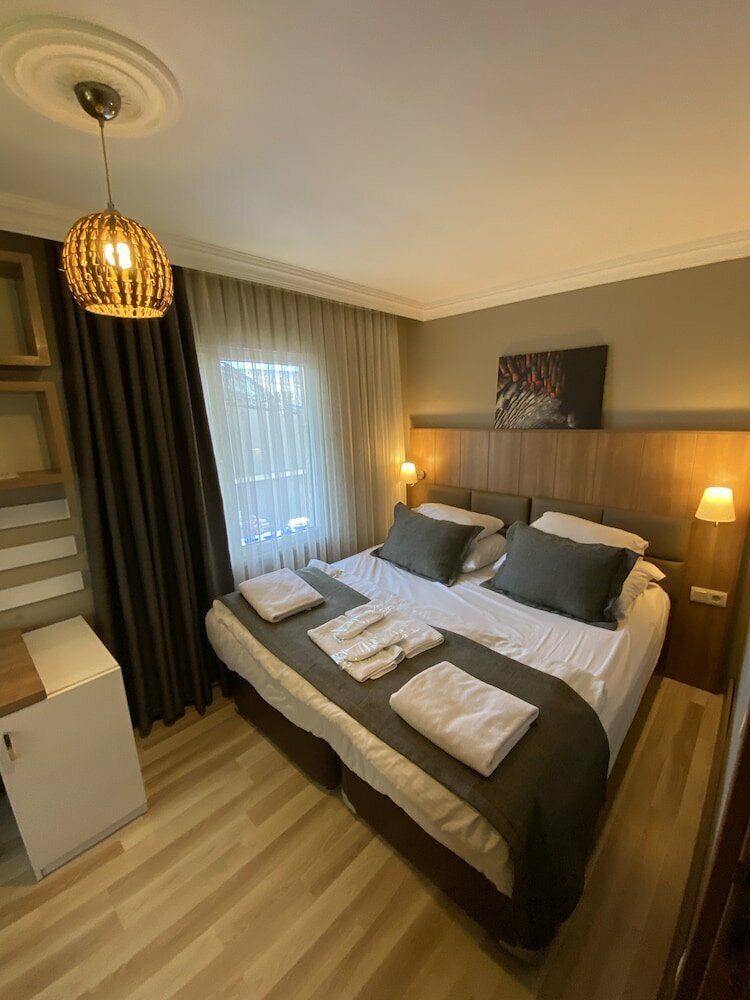 Nova Suites Hotel