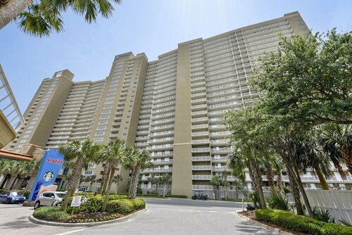 Emerald Beach Resort 1826, Забронировать Курортный отель Панама-Сити Панхэндл Флорида, рядом с Гоночная трасса "Скрытая лагуна"