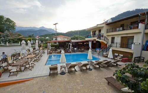 Porto Marina, Забронировать Отель Хриси-Амудия Тасос, рядом с Археологический музей