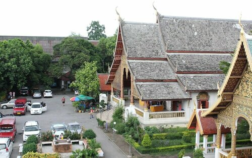 Pakinai Guesthouse, Забронировать Отель Си-Пхум Чиангмай, рядом с Wat Lokmolee