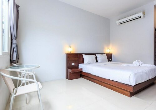 Bottomhill Palace Hotel