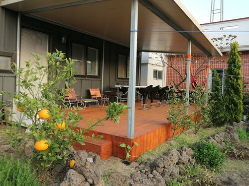 Blue Island Guesthouse, Забронировать Хостел Pyoseon Согвипхо