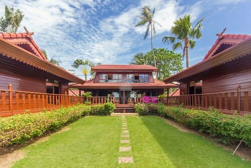 5BR Beachfront Villa Bangrak, Забронировать Вилла Отели Самуй с парковкой, Парковка