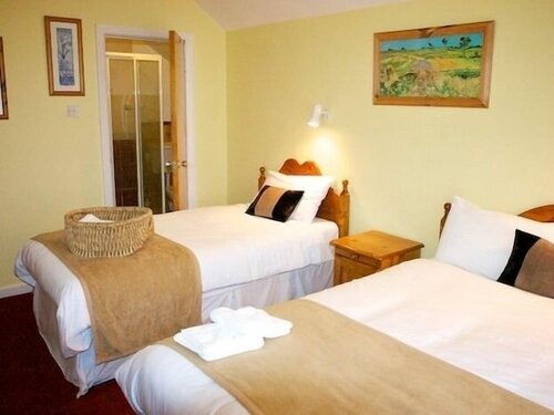 Ach na Sheen Guest House, Rezervasyon Misafirhane Tipperary 
