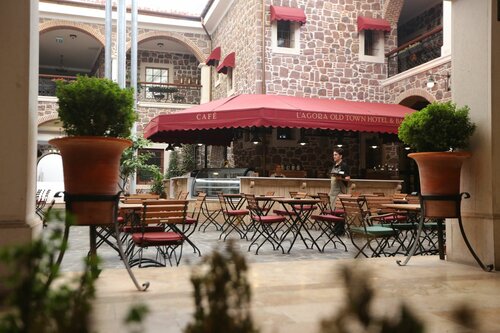 LAgora Old Town Hotel & Bazaar, Забронировать Отель Отели Измира 3 звезды, рядом с Cumhuriyet Square, 3*