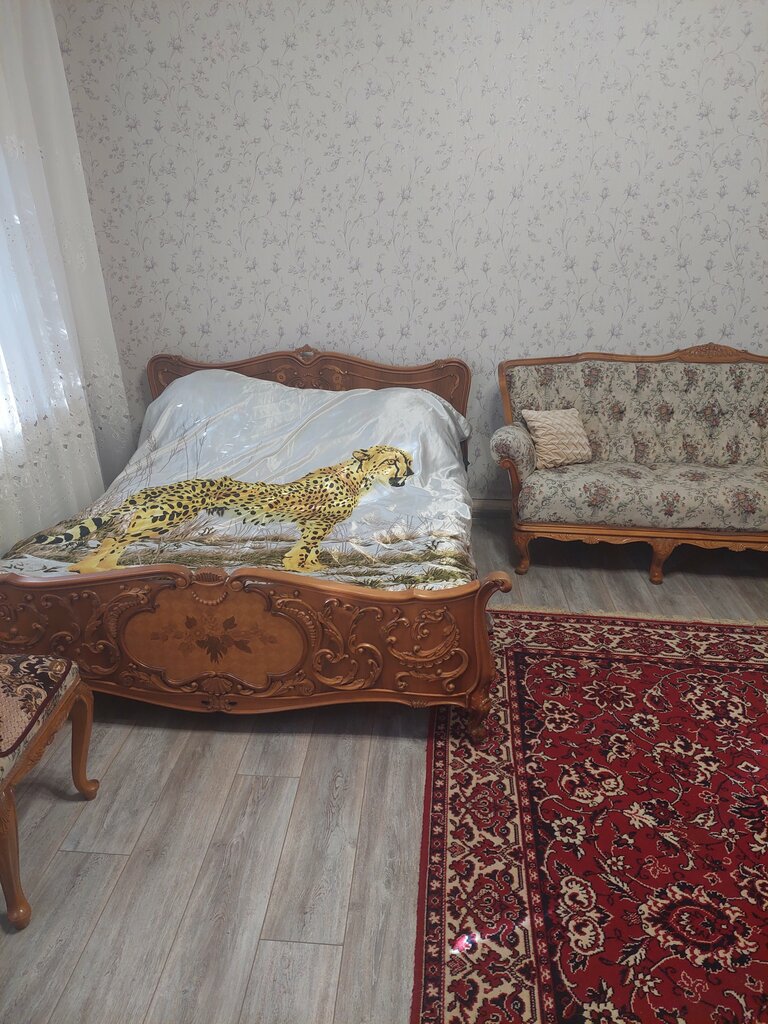 Kruglogodichnyy Teplyy basseyn