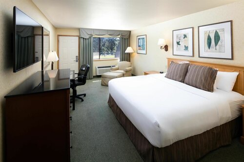 Red Lion Templins Hotel on the River, Buchen Sie Hotel Post Falls Idaho