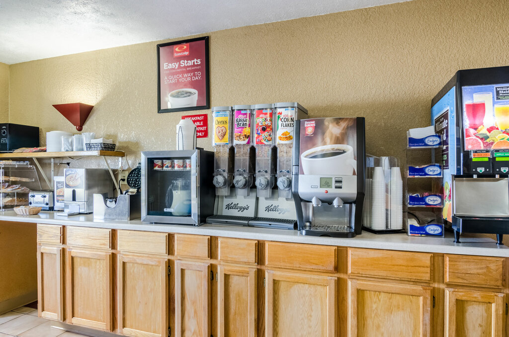 Econo Lodge Interstate 35 Exit 183