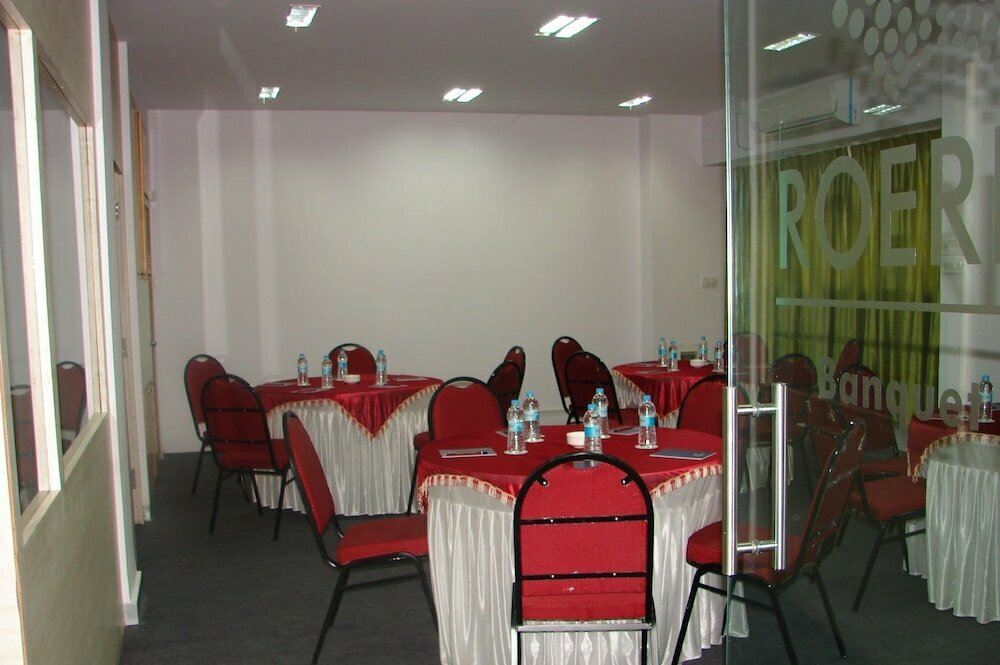 Grandeur Luxury Suites