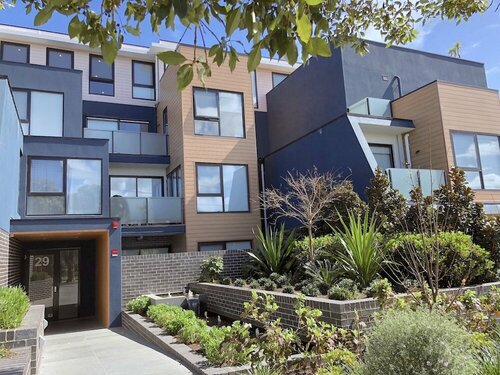Pride Benleigh Apartment with Garden, Rezervați Apartament Melbourne CBD Melbourne