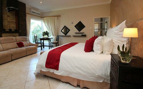 Lumleys Place Bed and Breakfast, Reservar Hotel Hotéis em Pniel com piscina, Piscina