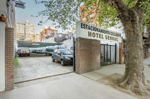 Sennac Hotel, Rezerwuj Hotel La Perla 