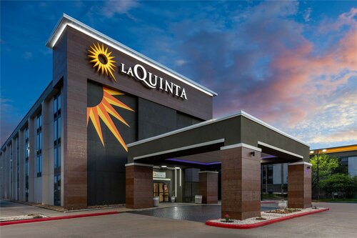 La Quinta Inn & Suites Houston Stafford Sugarland, Varaa Hotelli Hotellit Houston aamiaisella, Aamiainen