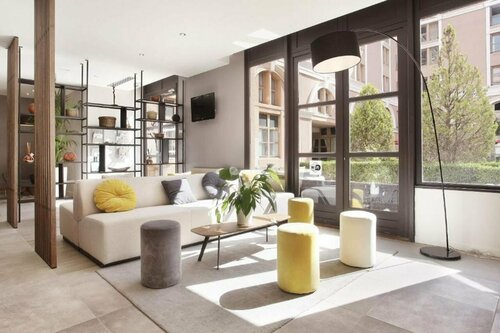Apparthôtel Odalys City - Aix en Provence Centre Palais des Congrès, Забронировать Отель Отели Экс-ан-Прованса 3 звезды, рядом с Собор Святого Спасителя, 3*