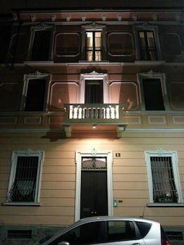 Casa Calicantus, Забронировать Отель Отели Милана с завтраком, рядом с Кончльяцьоне, Завтраки