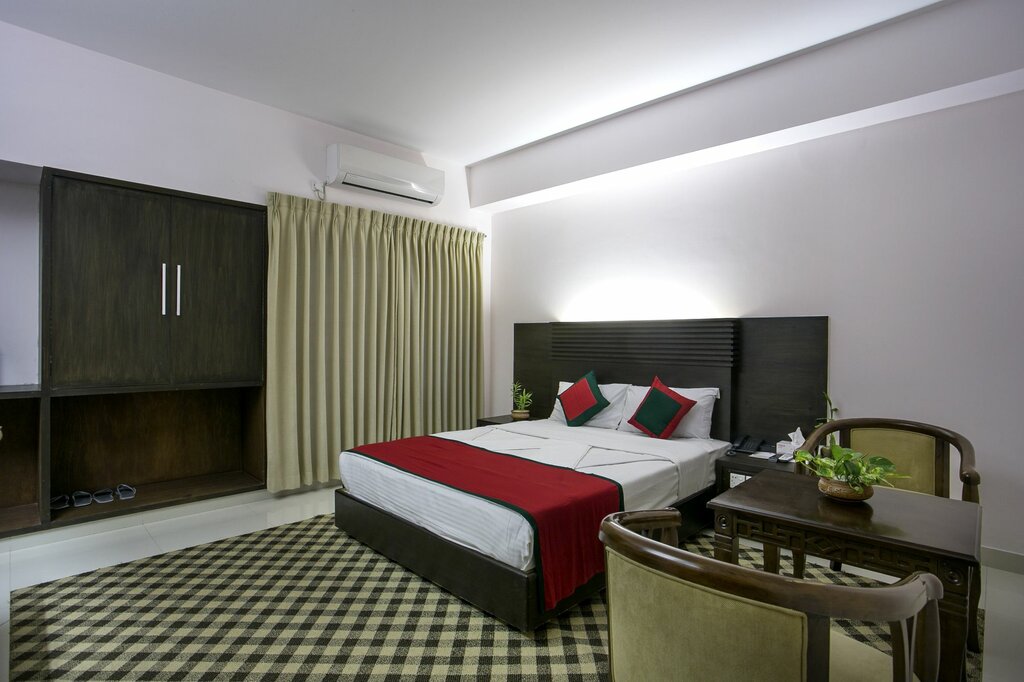 Hotel Nirvana Inn