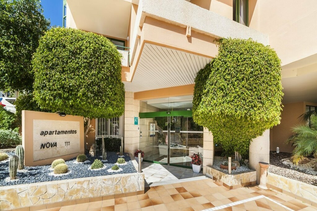 Apartamentos Globales Nova