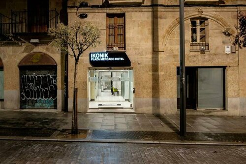 Ikonik Plaza Mercado, Забронировать Отель Отели Salamanca Province с парковкой, Парковка