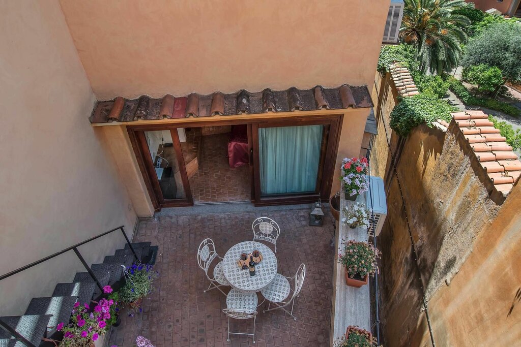 Trevi Rome Suite