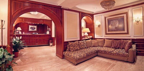 Hotel San Carlo, Забронировать Отель Спанья Рим