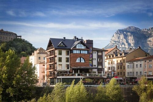 Hotel Sanchez, Забронировать Отель Аинса-Собрарбе Sobrarbe