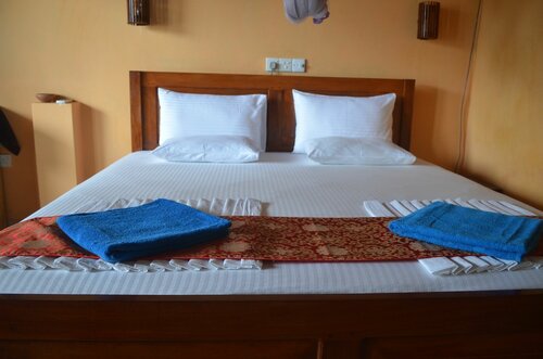 Hotel Paradiso, Забронировать Отель Отели Округа Галле с парковкой, Парковка