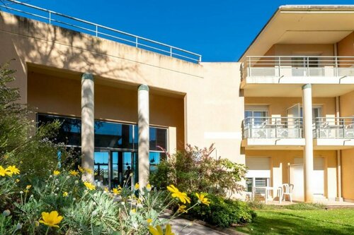 Nemea Appart Hotel Green Side Biot Sophia Antipolis, Забронировать Отель Бьот Софиа-Антиполис