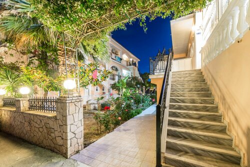 Athina Apartments, Забронировать Апартаменты/квартира Апартаменты Каламакион, рядом с Archelon, Апартаменты/квартира