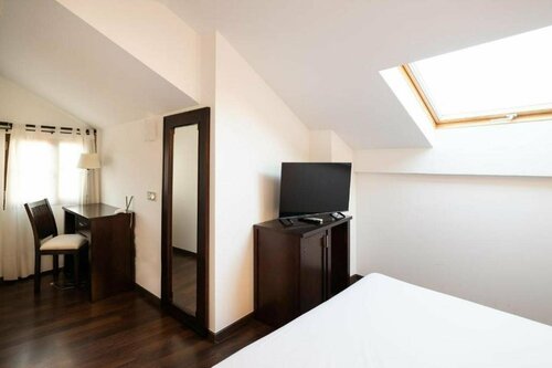 Hotel Rincón del Conde, Забронировать Отель Отели в центре Леона, в центре, Завтраки
