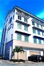Ginasuite Hotel