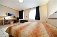 Sechi Hotel Milano with parking, Забронировать Мотель Мотели Милана, Мотель
