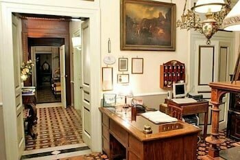 Casa Raffaele Conforti, Забронировать Отель «постель и завтрак» Отели Майори 4 звезды, 4*
