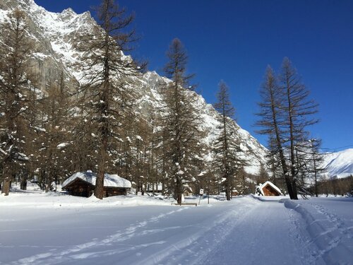 Hotel Croux, Забронировать Отель Курмайор Курмайор