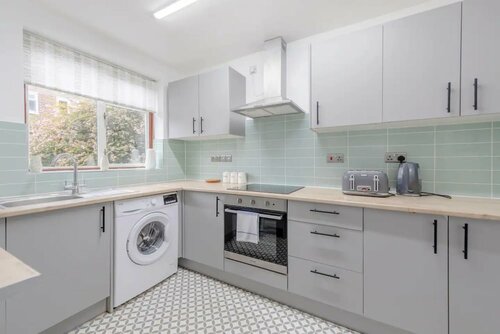 Central 3 Bedroom House With Garden, Забронировать Дом для отпуска Виллы Большого Лондона, Вилла