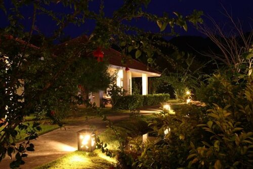 Baanchuengkao Resort Ranong, Забронировать Курортный отель Ранонг провинция Ранонг