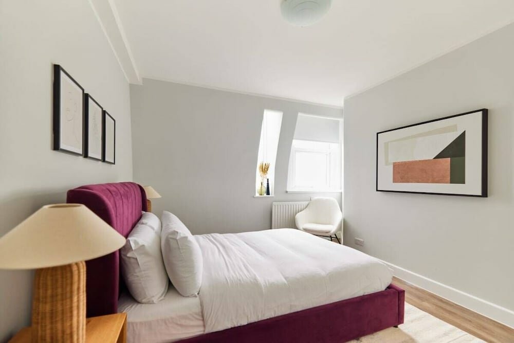 The Hammersmith Escape - Alluring 5bdr Flat