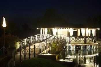 Hotel Terre Dei Salici, Varaa Hotelli Alba Langhe