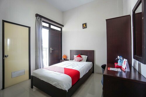 Elite Residence, Book Hotel Hoteller i Sulawesi med parkering, Parkering