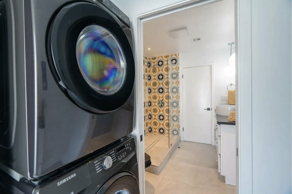 Side by Side Lux Homes