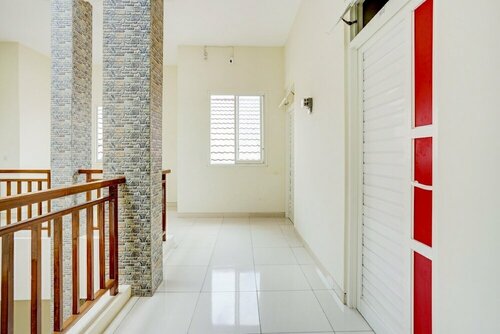 Innapp Tenggilis Family Residence by OYO Rooms, Reservar Hotel Hotéis no centro de Tenggilis Mejoyo, hotéis no centro de Tenggilis Mejoyo
